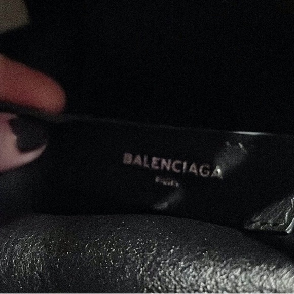 Balenciaga everyday tote bag. Grey. Logo w documentation. Excellent cond… - Picture 8 of 11